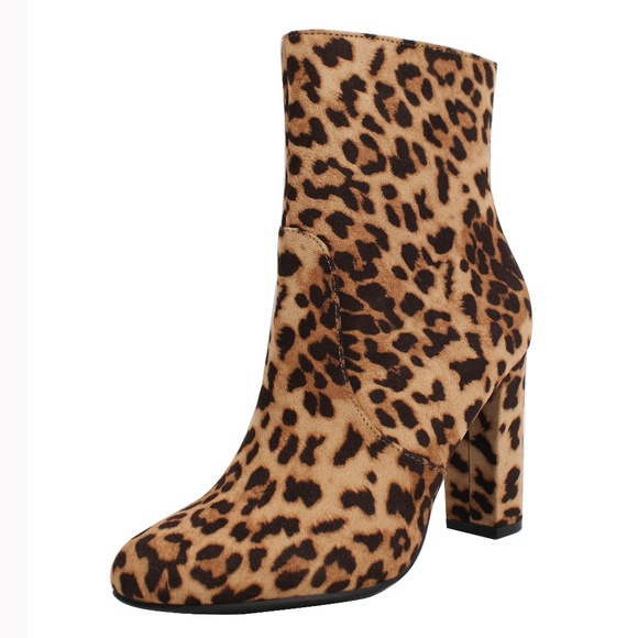 SIZE 6 Tan Cheetah Almond Toe High Top Chunky heel Boot - Picture 2 of 7